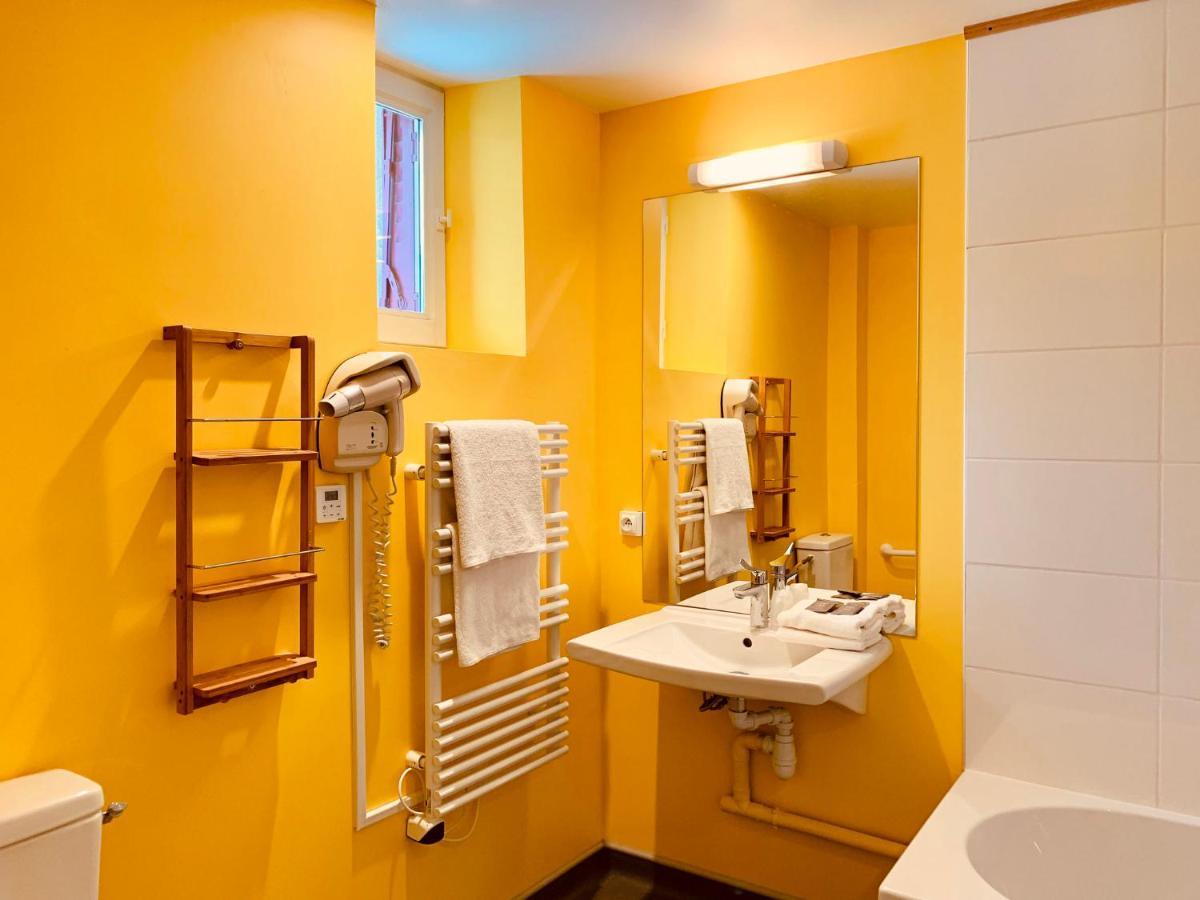 Hotel Restaurant Le Clos ベス・エ・サンタナステーズ エクステリア 写真