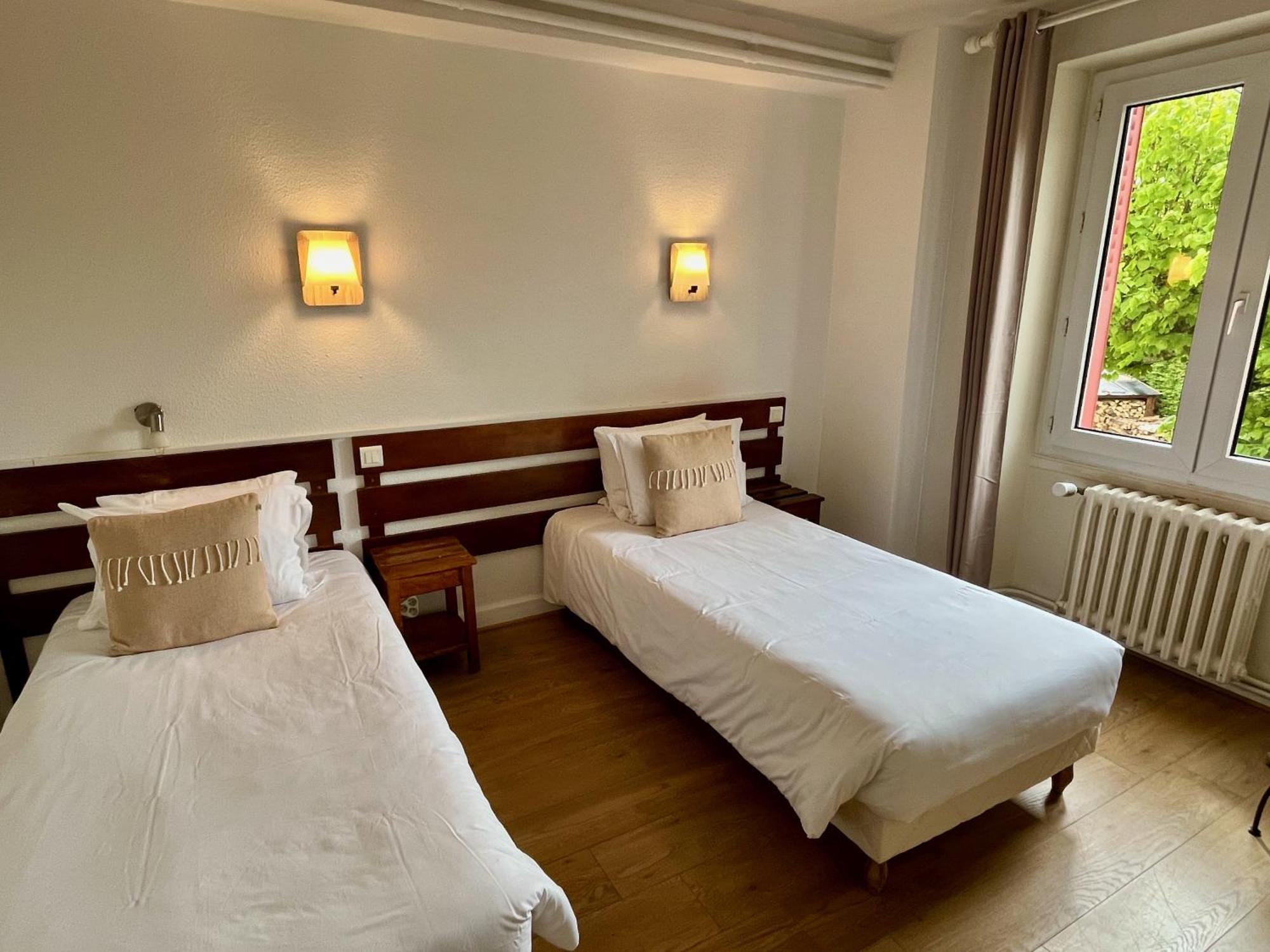 Hotel Restaurant Le Clos ベス・エ・サンタナステーズ 部屋 写真